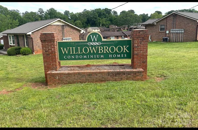 $159,900 | 484 Willowspring Lane, Unit A, Rock Hill, SC 29730