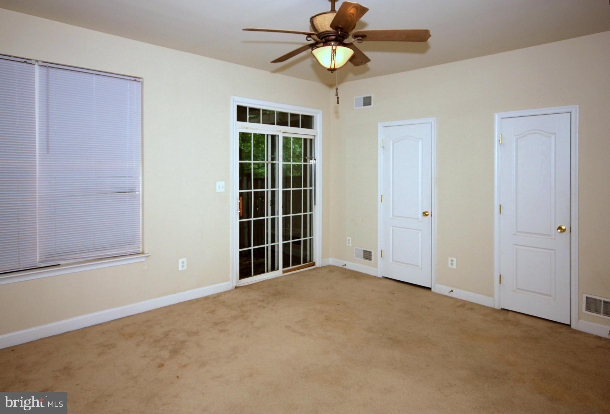 8102 Mississippi Road Laurel, MD 20724 - Photo 4 of 29 Family Room