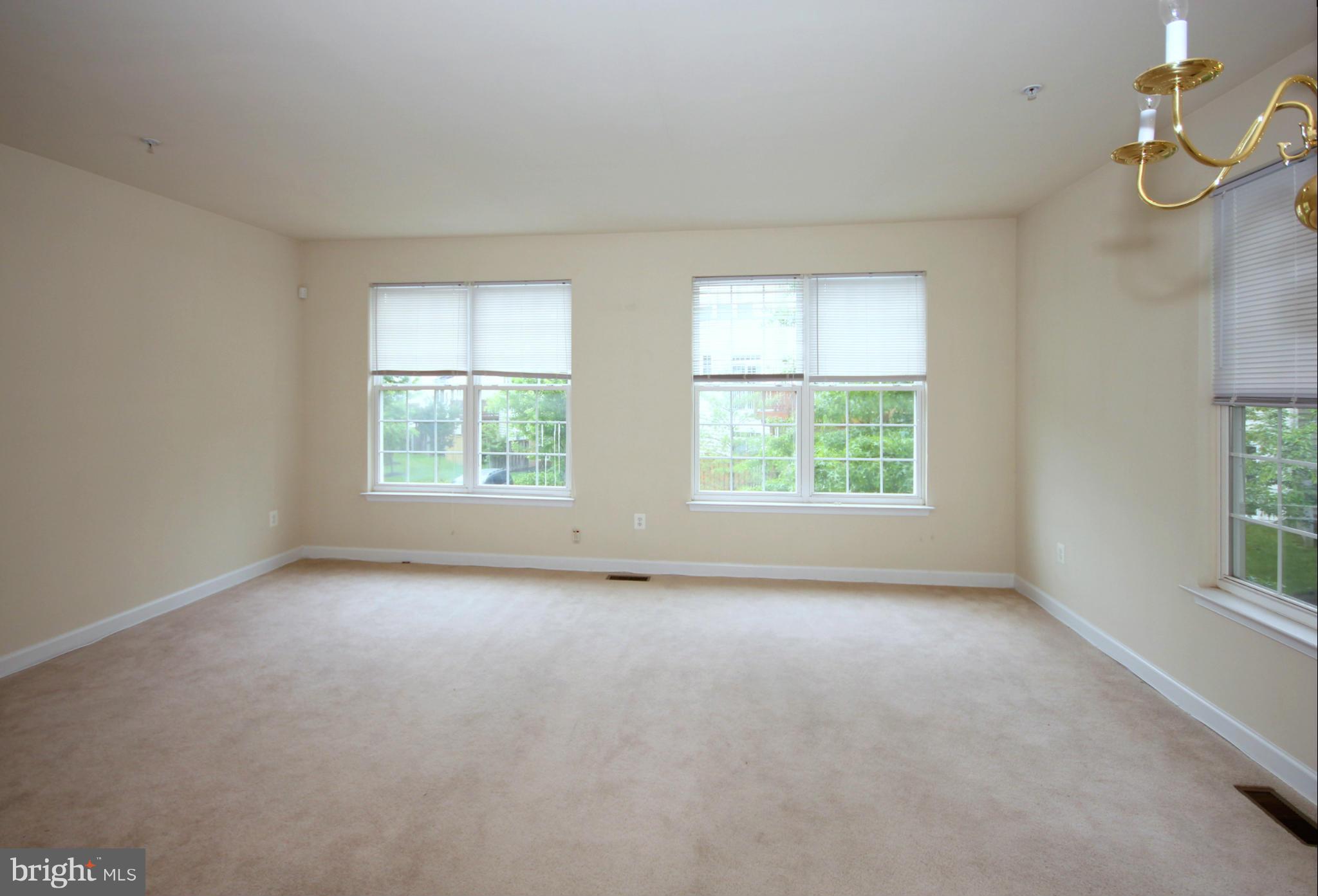 8102 Mississippi Road Laurel, MD 20724 - Photo 5 of 29 Living Room