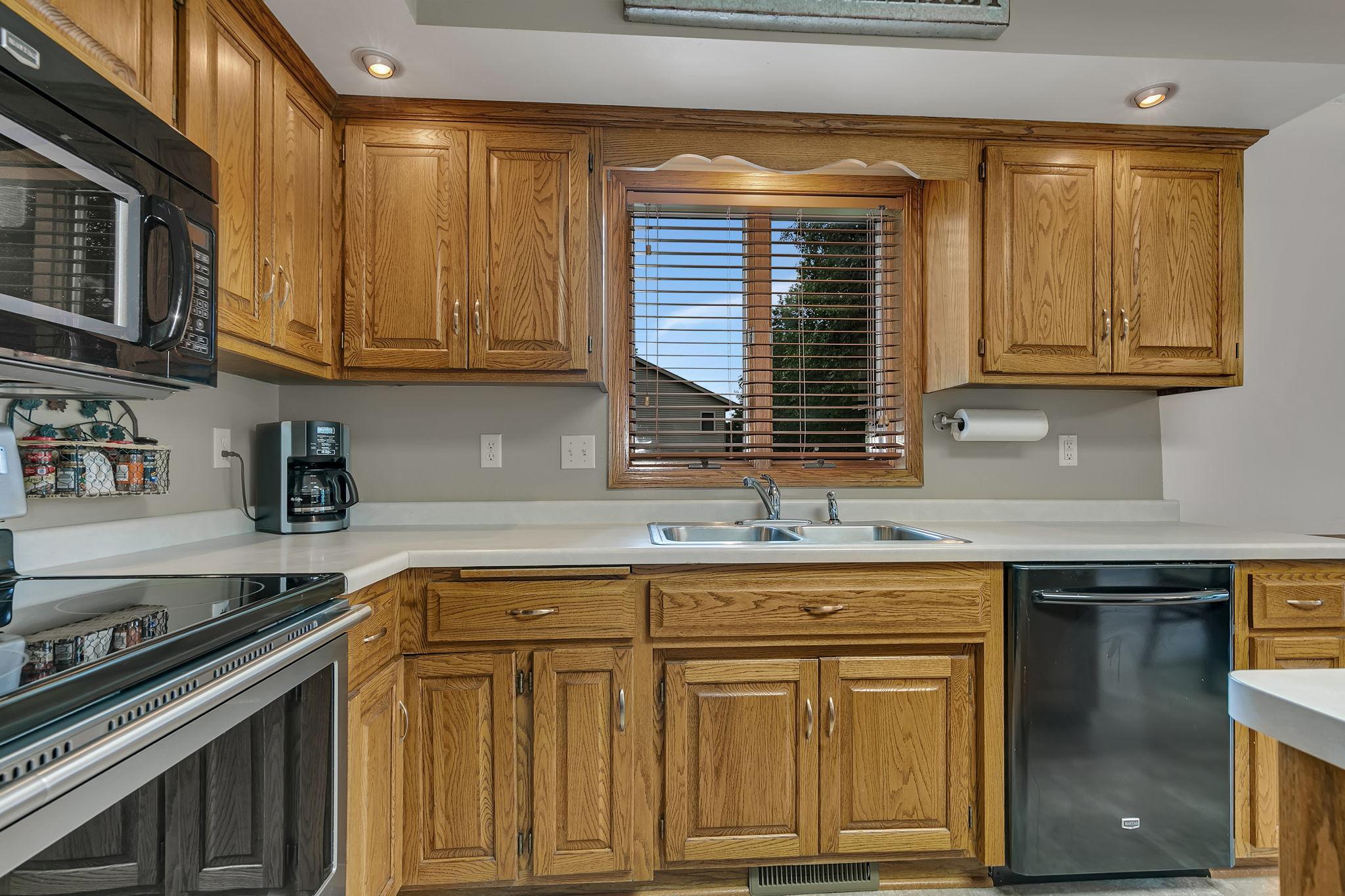 1542 Mulberry Road St. Cloud, MN 56303 - Photo 4 of 40