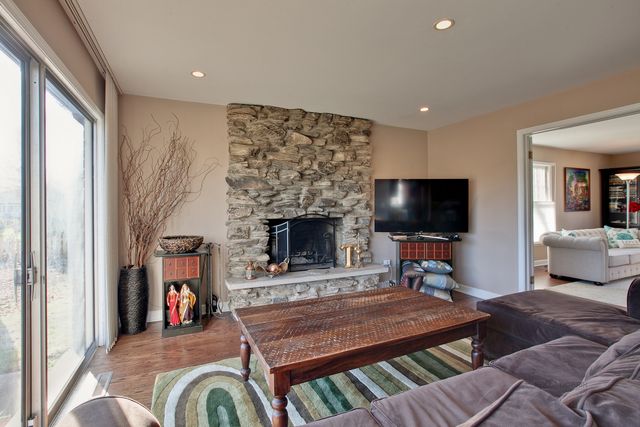 $531,000 | 18 Reliance Lane, Lincolnshire, IL 60069