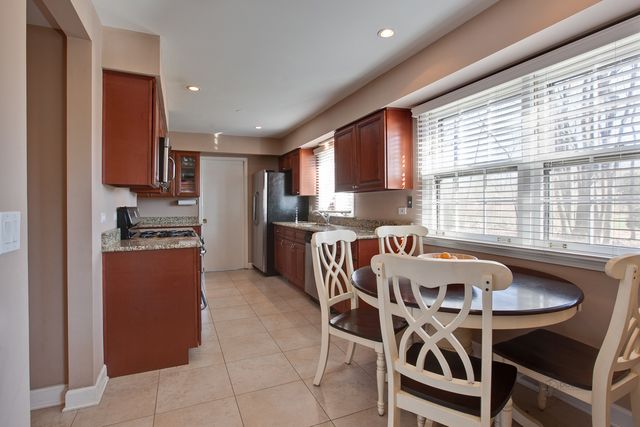 $531,000 | 18 Reliance Lane, Lincolnshire, IL 60069