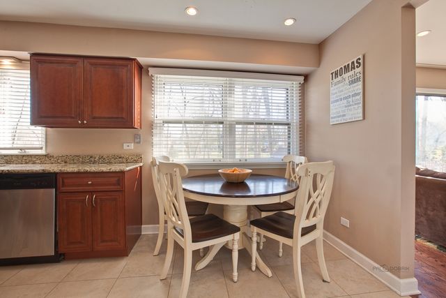 $531,000 | 18 Reliance Lane, Lincolnshire, IL 60069