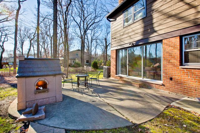 $531,000 | 18 Reliance Lane, Lincolnshire, IL 60069