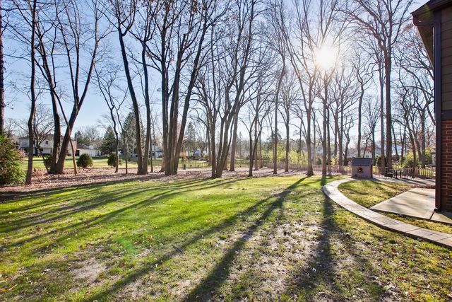 $531,000 | 18 Reliance Lane, Lincolnshire, IL 60069