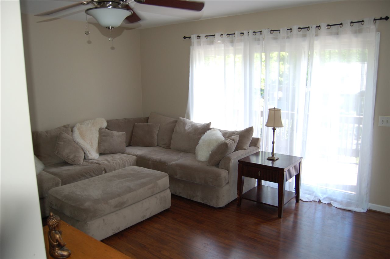 28 Nightingale Road Nashua, NH 03062 - Photo 9 of 18