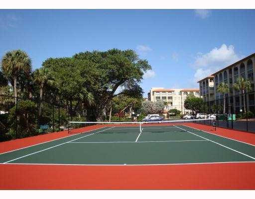 950 Ponce De Leon Road, Unit 2030 Boca Raton, FL 33432 - Photo 14 of 15 Tennis Court
