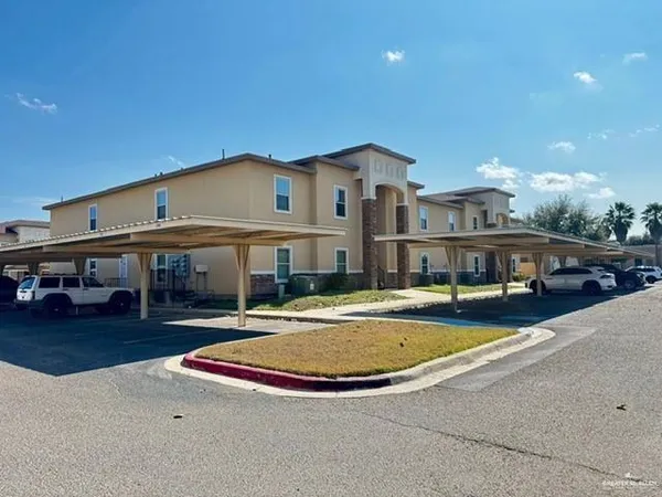 $925 | 901 East Redbud Avenue, Unit 706, McAllen, TX 78504