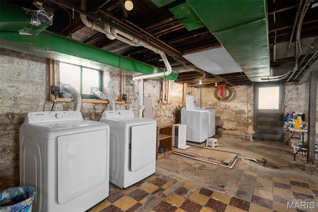 5052 Tholozan Avenue St. Louis, MO 63109 - Photo 28 of 33