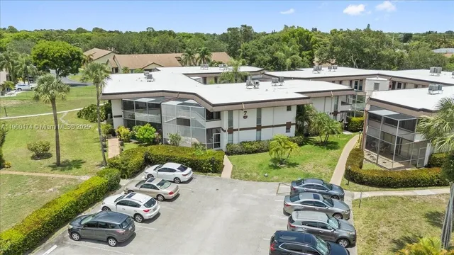 $230,000 | 7 Greenway Village North, Unit 205, Royal Palm Beach, FL 33411