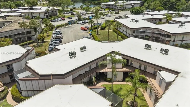 $230,000 | 7 Greenway Village North, Unit 205, Royal Palm Beach, FL 33411