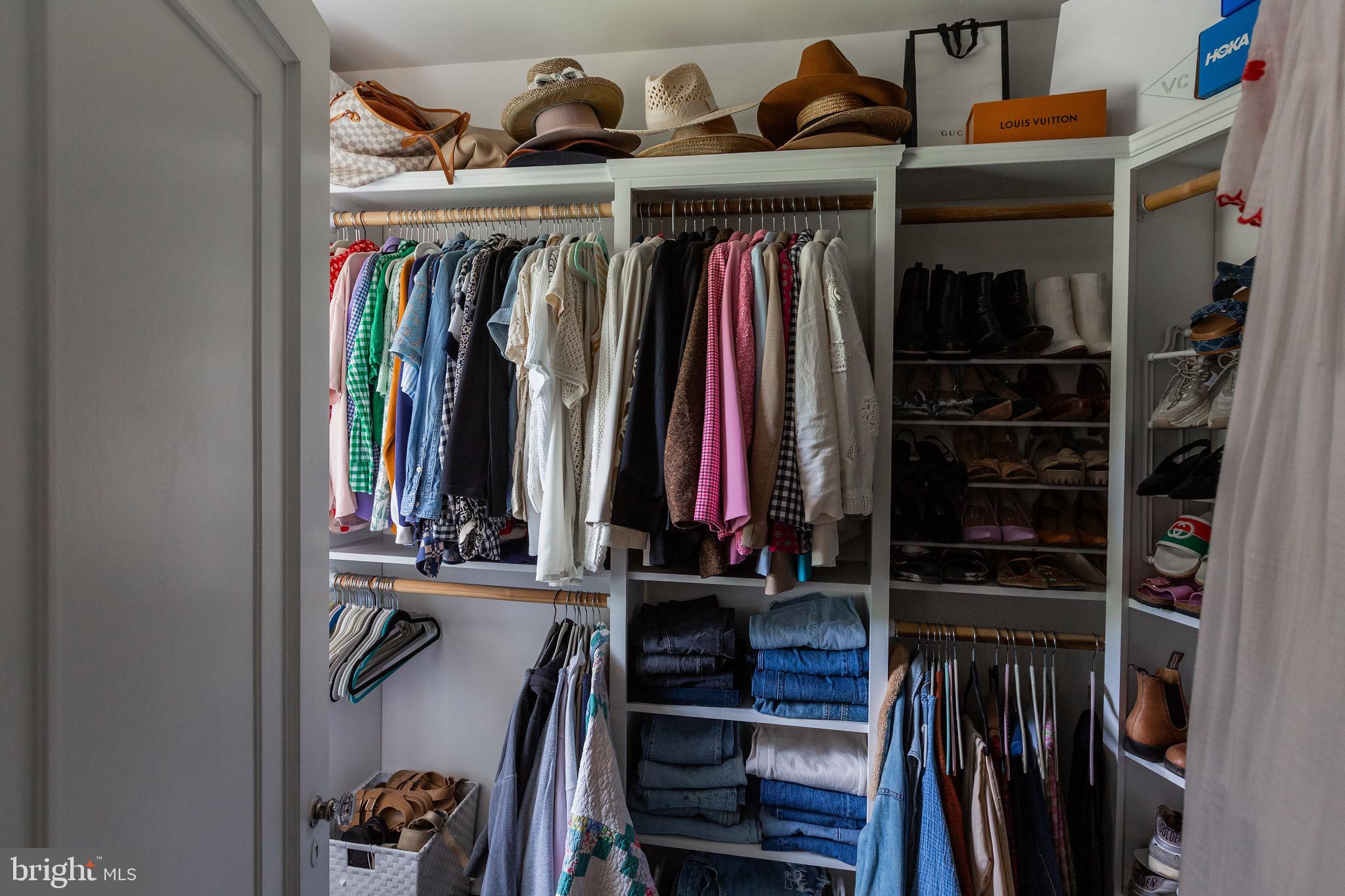 124 Lampeter Road Lancaster, PA 17602 - Photo 44 of 91 custom closet