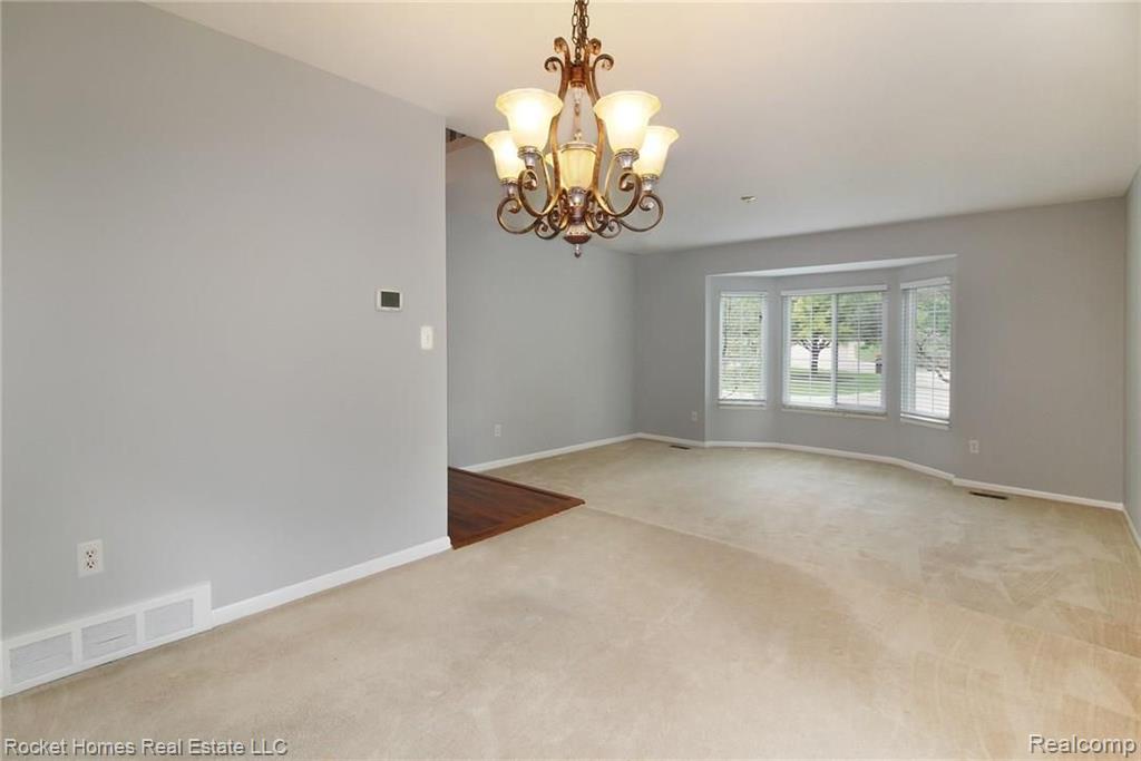 3645 Old Tree Court Rochester Hills, MI 48309 - Photo 14 of 48