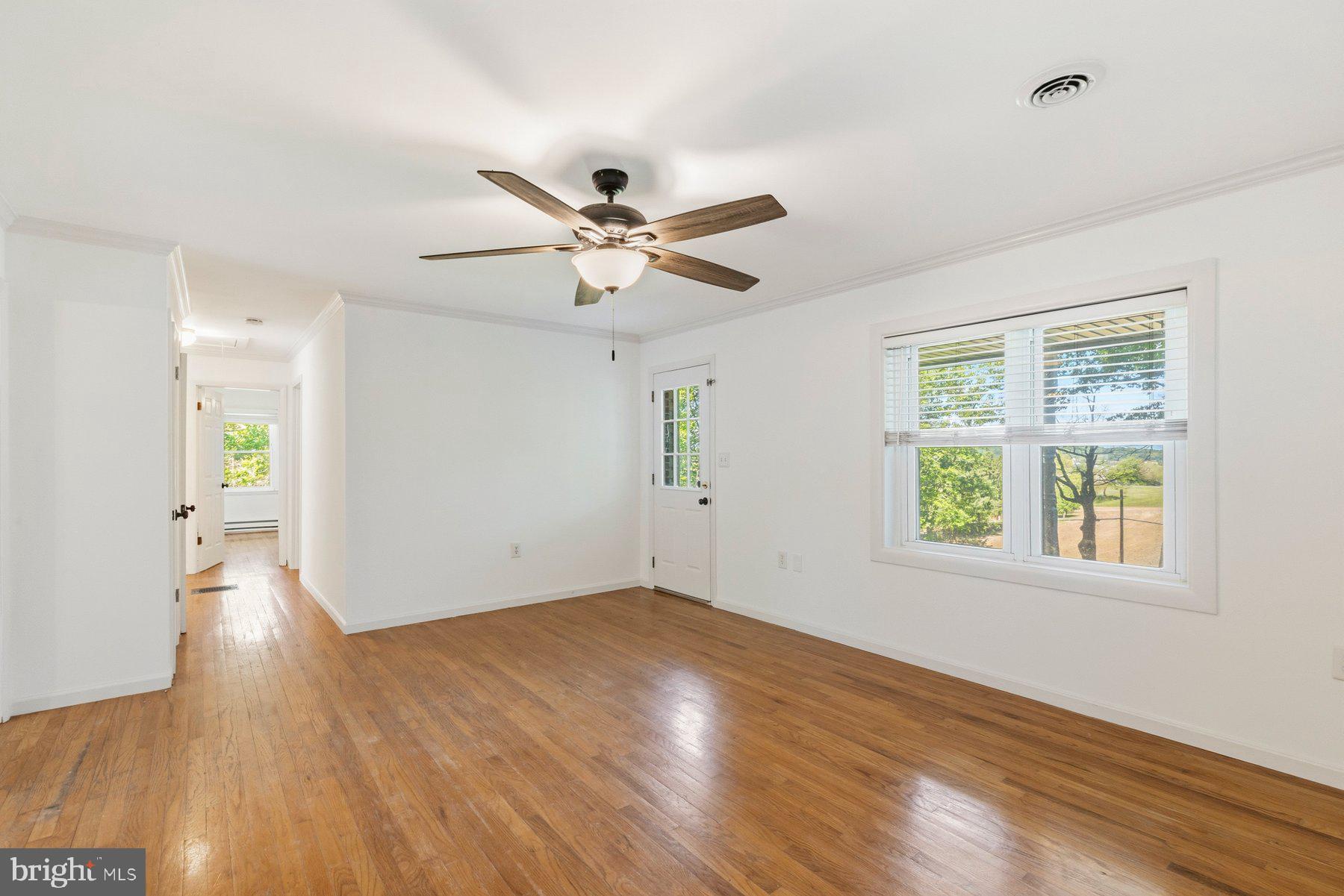3204 Buffalo Road New Windsor, MD 21776 - Photo 6 of 33 Gallery Image 6