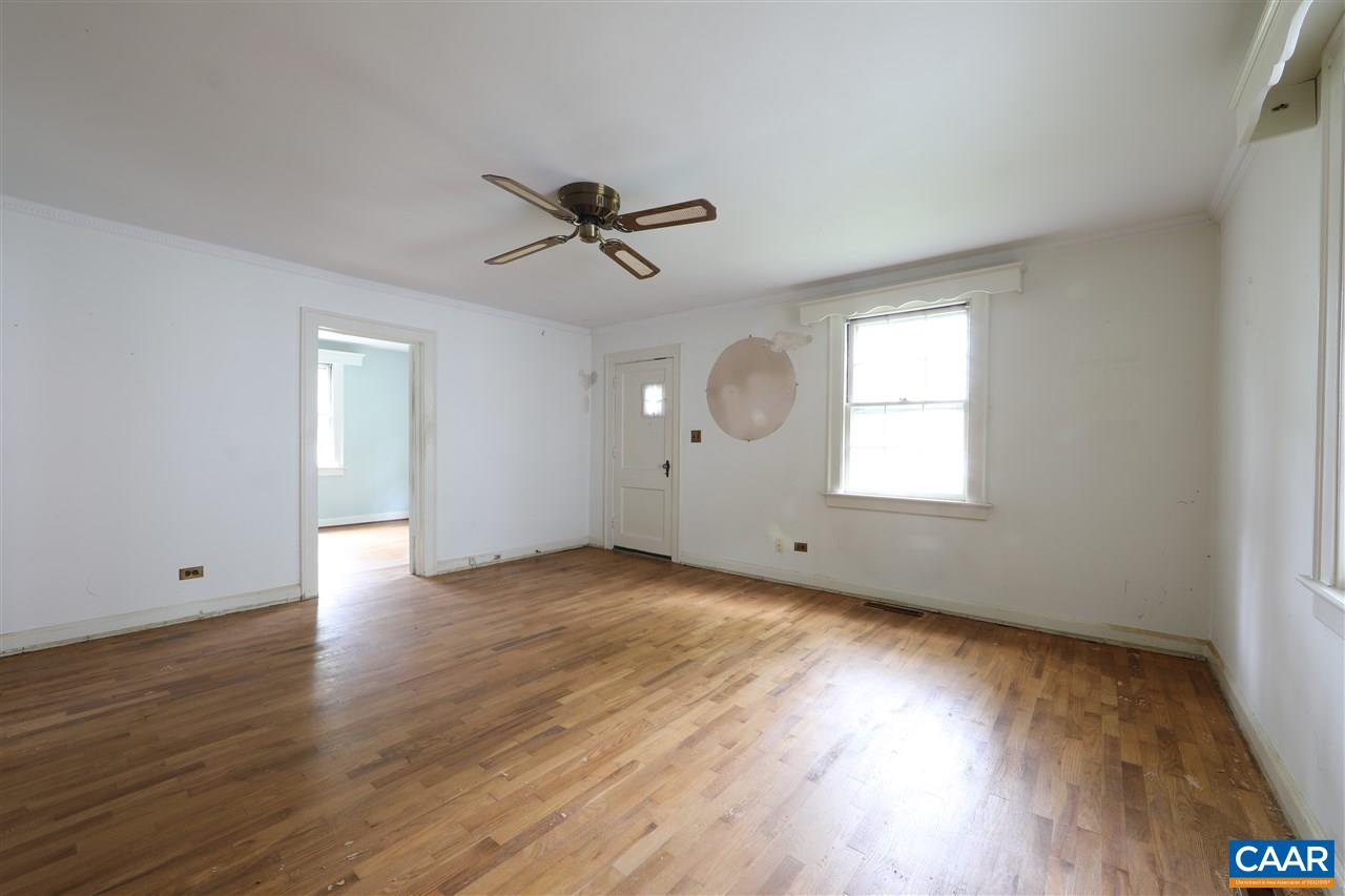 204 Harris Road Charlottesville, VA 22903 - Photo 6 of 14 Gallery Image 6