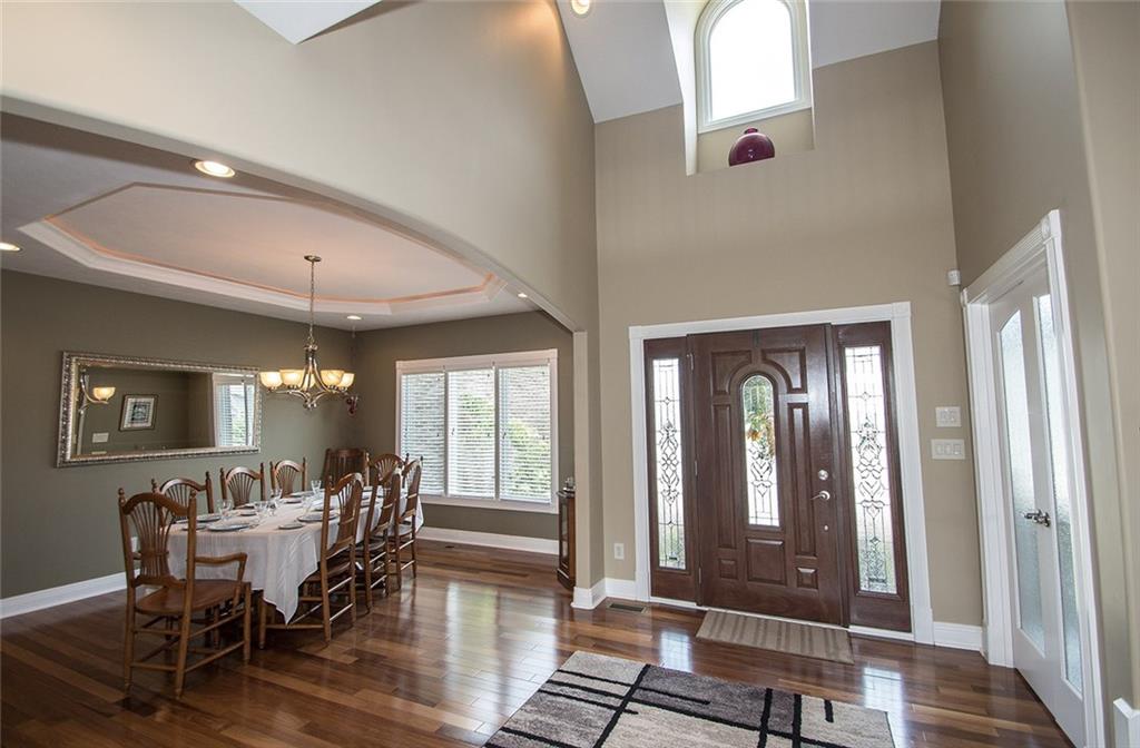 13174 Carmichael Lane Carmel, IN 46074 - Photo 4 of 45