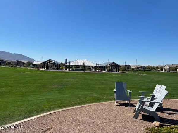 $670,000 | 2209 East Meadowview Court, Gilbert, AZ 85298