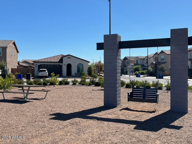 2209 East Meadowview Court Gilbert, AZ 85298 - Photo 39 of 48 V1