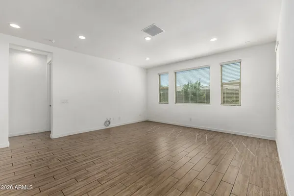 $670,000 | 2209 East Meadowview Court, Gilbert, AZ 85298