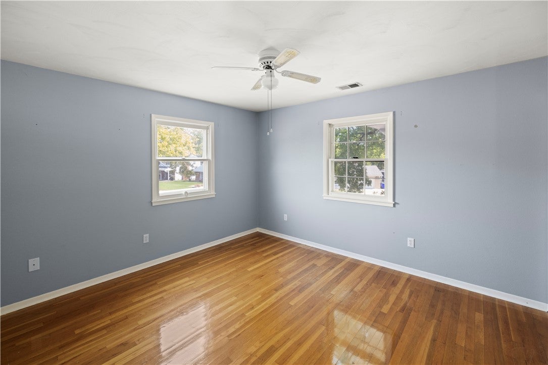 4103 Newcastle Drive Decatur, IL 62526 - Photo 17 of 26 Gallery Image 17