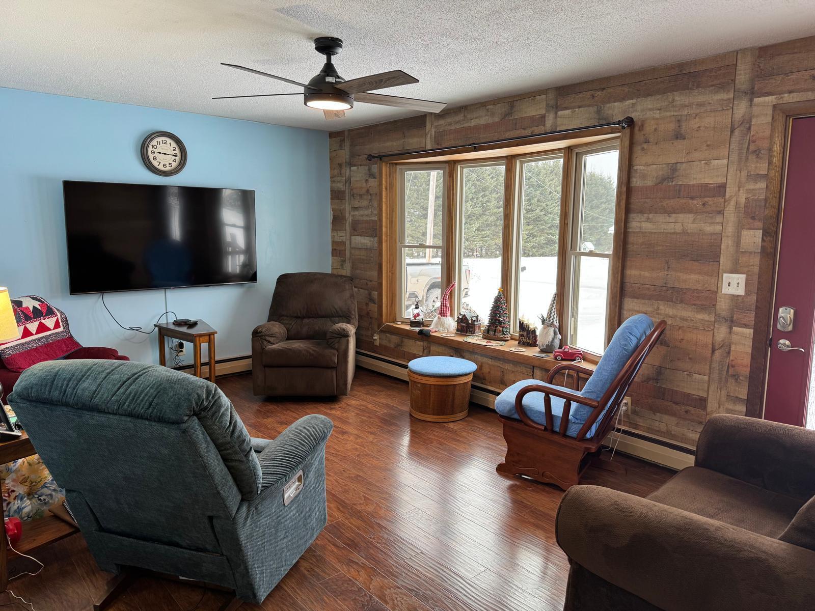 40 Fords Lane Mapleton, ME 04757 - Photo 17 of 40 Living Room
