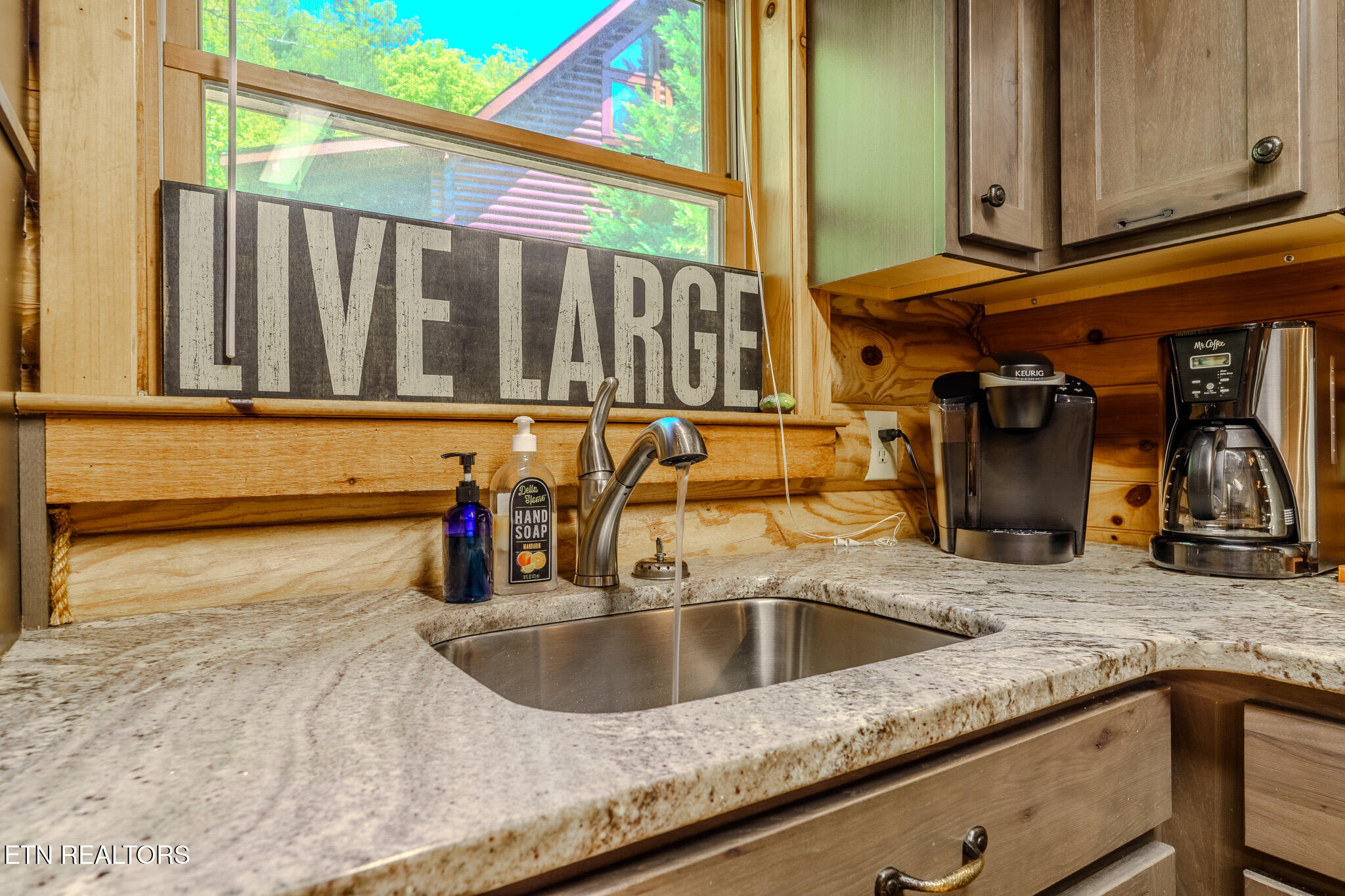 3127 Smoky Ridge Way Sevierville, TN 37862 - Photo 23 of 40 IMG_0966