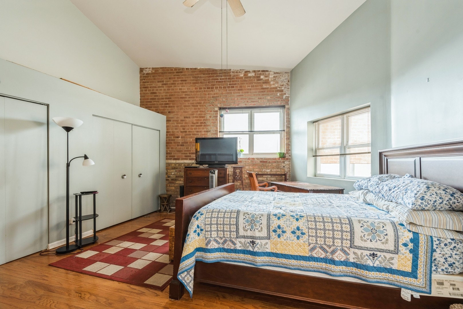 1834 Ridge Avenue, Unit 101 Evanston, IL 60201 - Photo 8 of 15