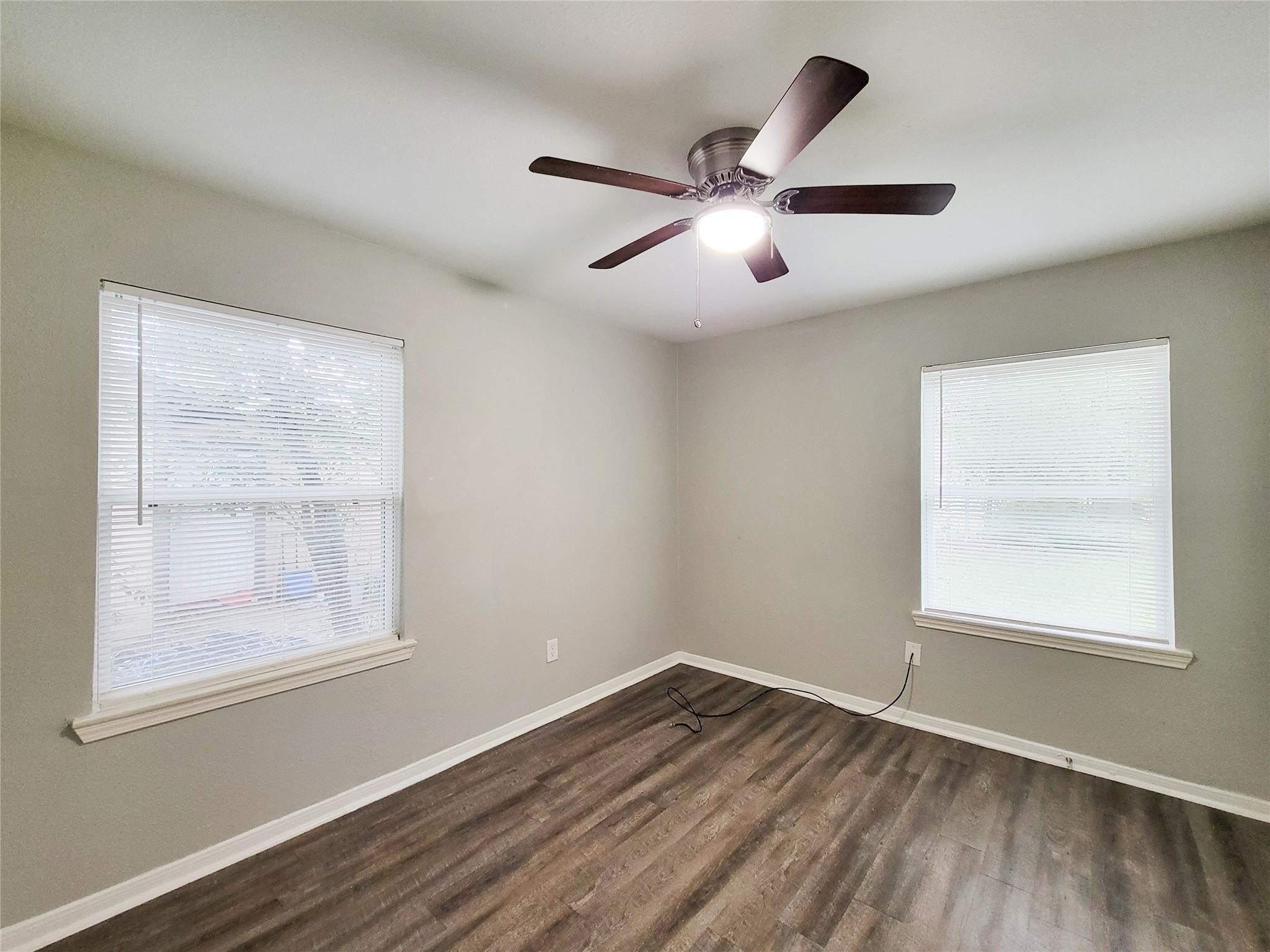 5242 Keystone Street Houston, TX 77021 - Photo 3 of 29