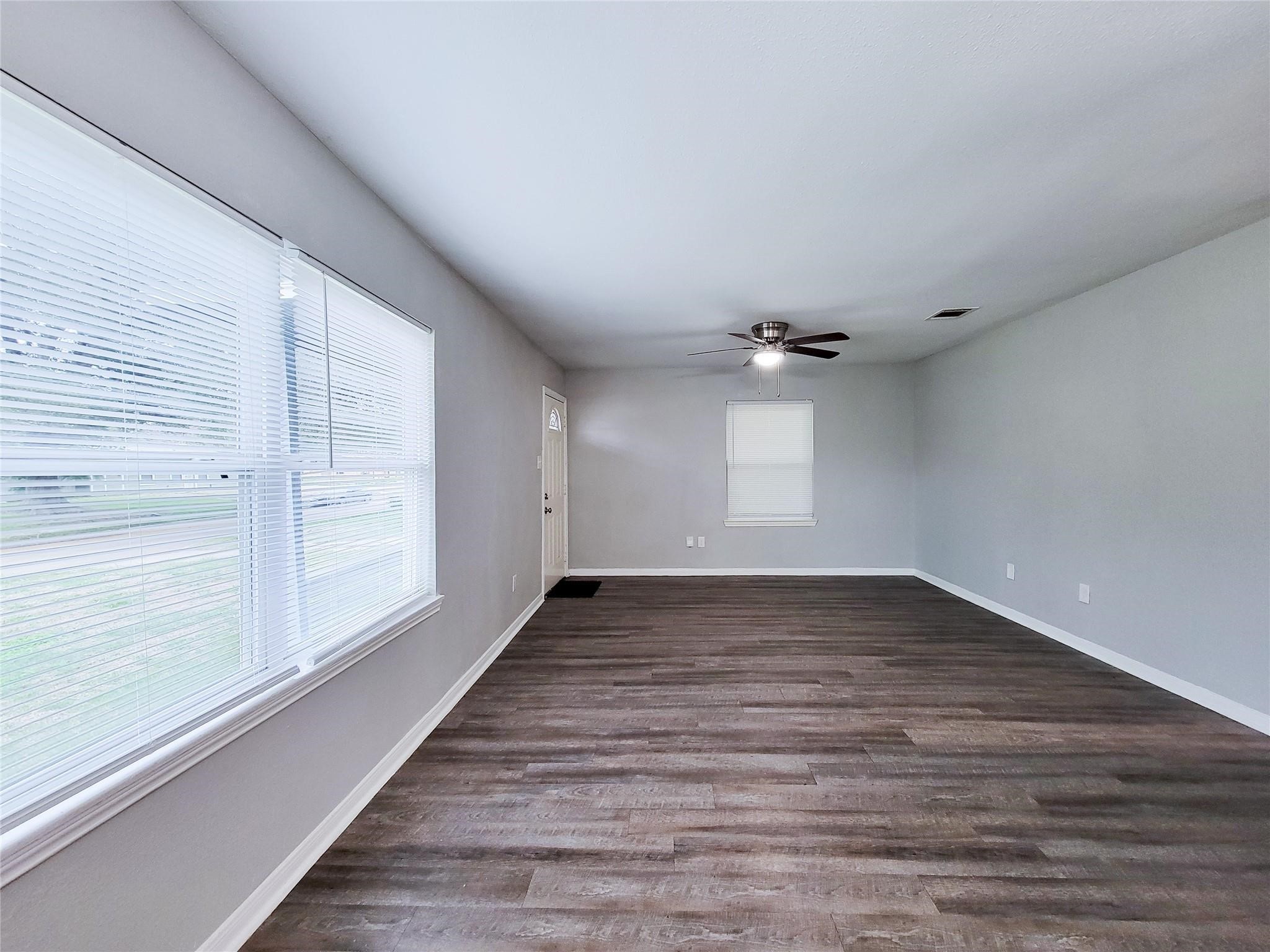 5242 Keystone Street Houston, TX 77021 - Photo 9 of 29