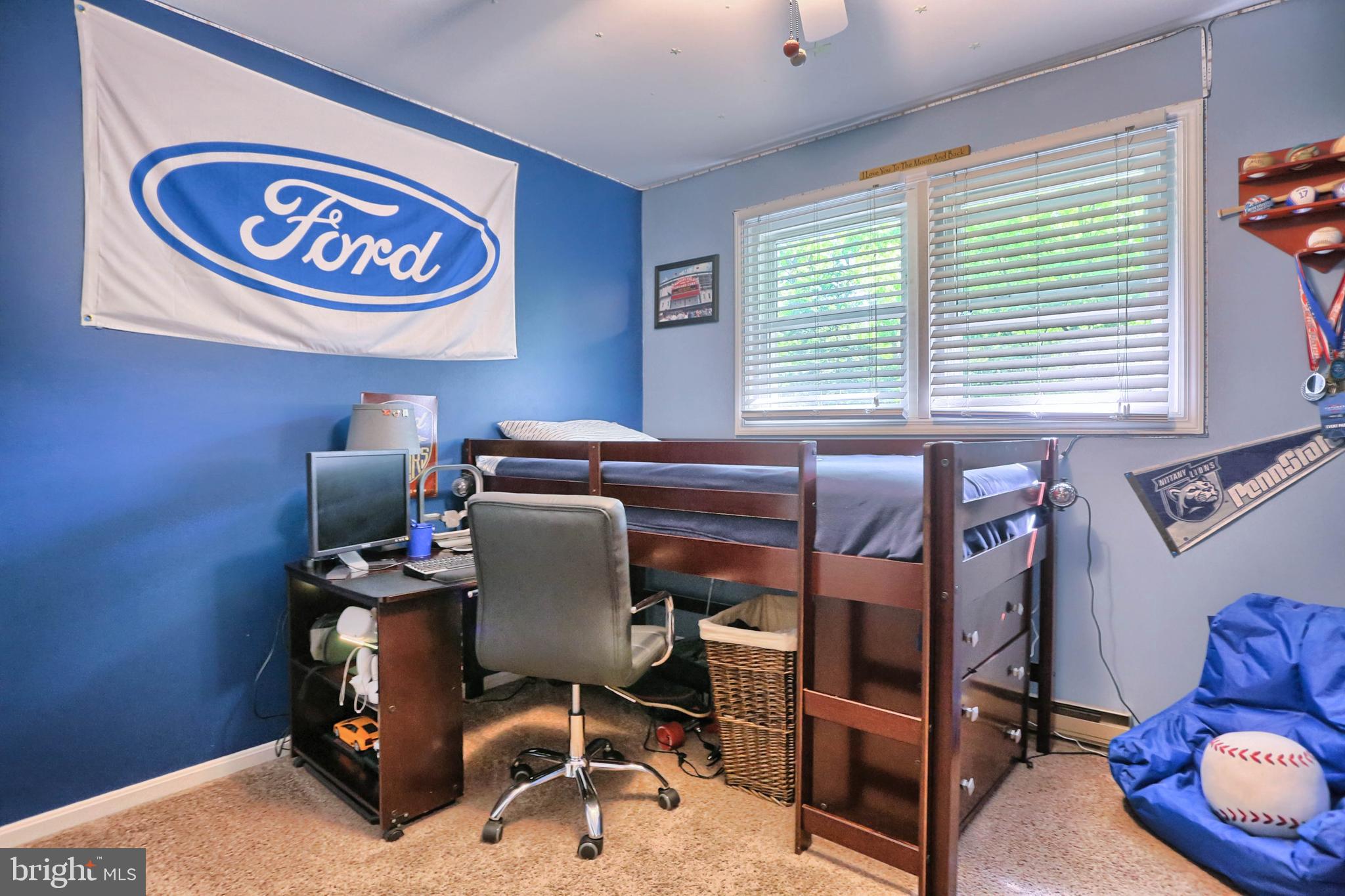 325 Hickory Road Carlisle, PA 17015 - Photo 29 of 42 Gallery Image 29