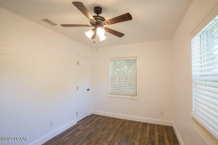 1089 Hampton Road Daytona Beach, FL 32114 - Photo 14 of 23 2nd Bedroom