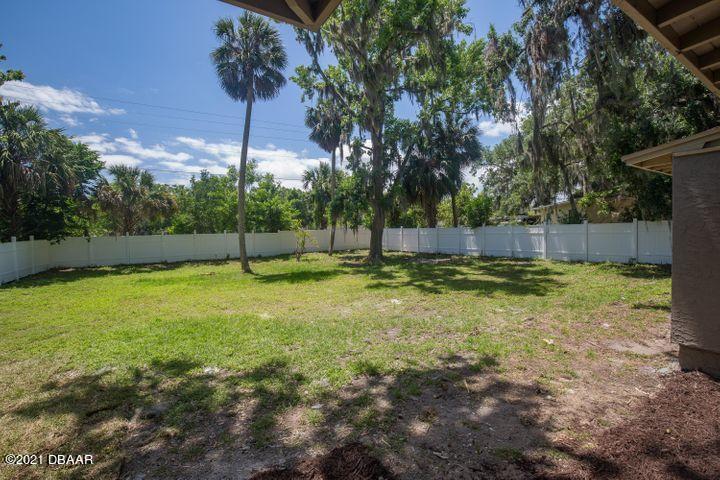 1089 Hampton Road Daytona Beach, FL 32114 - Photo 22 of 23 Huge Backyard, family & pets approved!