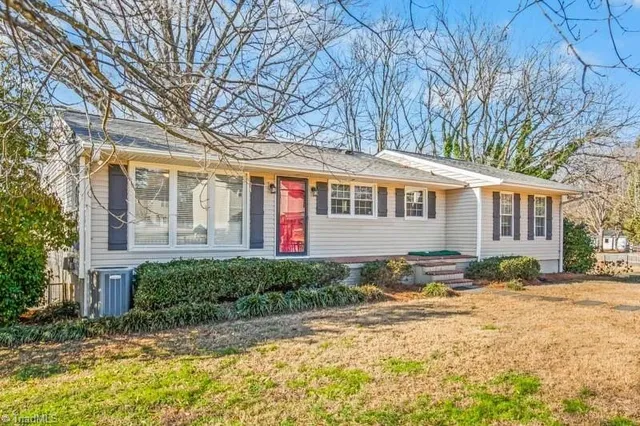 $350,000 | 1843 Thompson Drive, Winston-Salem, NC 27127