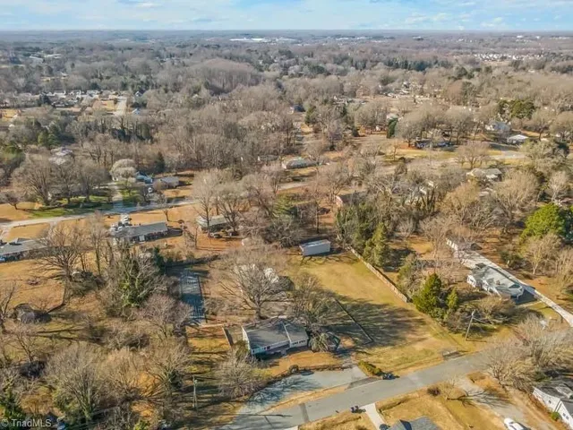 $350,000 | 1843 Thompson Drive, Winston-Salem, NC 27127