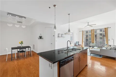 $309,900 | 711 Cosmopolitan Drive Northeast, Unit 300, Atlanta, GA 30324