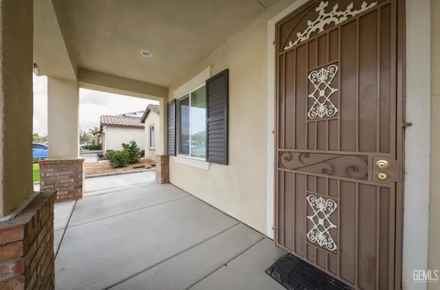 a view of a entryway door of the house