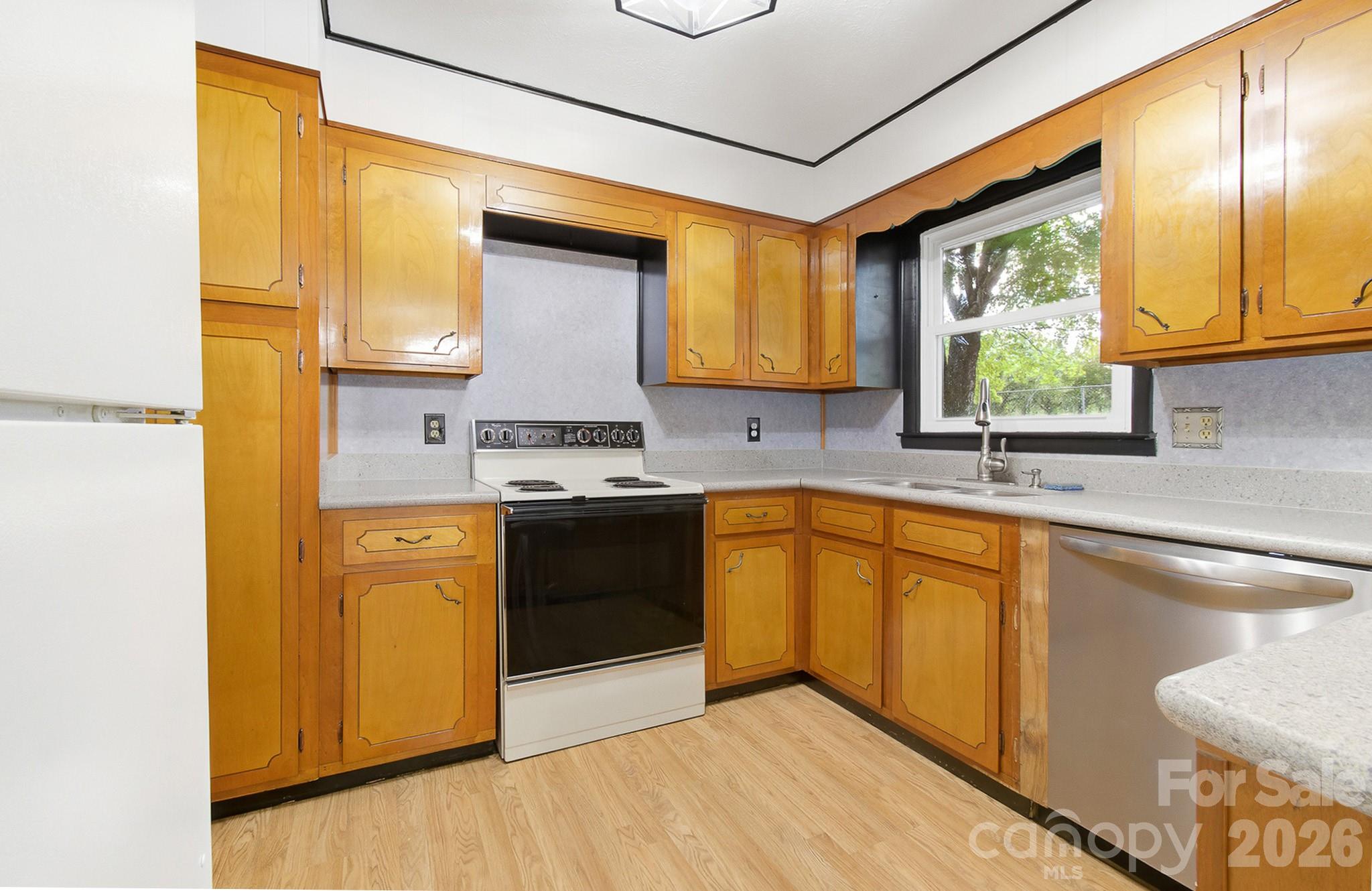 1371 Jackson Loop Road Flat Rock, NC 28731 - Photo 6 of 47 Gallery Image 6