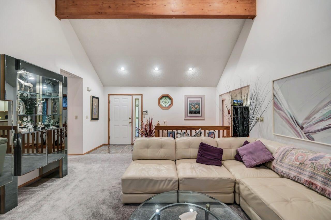 151 Manchester Drive Bushkill, PA 18324 - Photo 14 of 67 151 Manchester Dr 13 Large