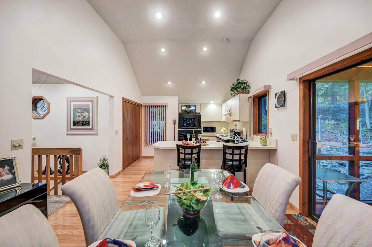 151 Manchester Drive Bushkill, PA 18324 - Photo 25 of 67 151 Manchester Dr 24 Large