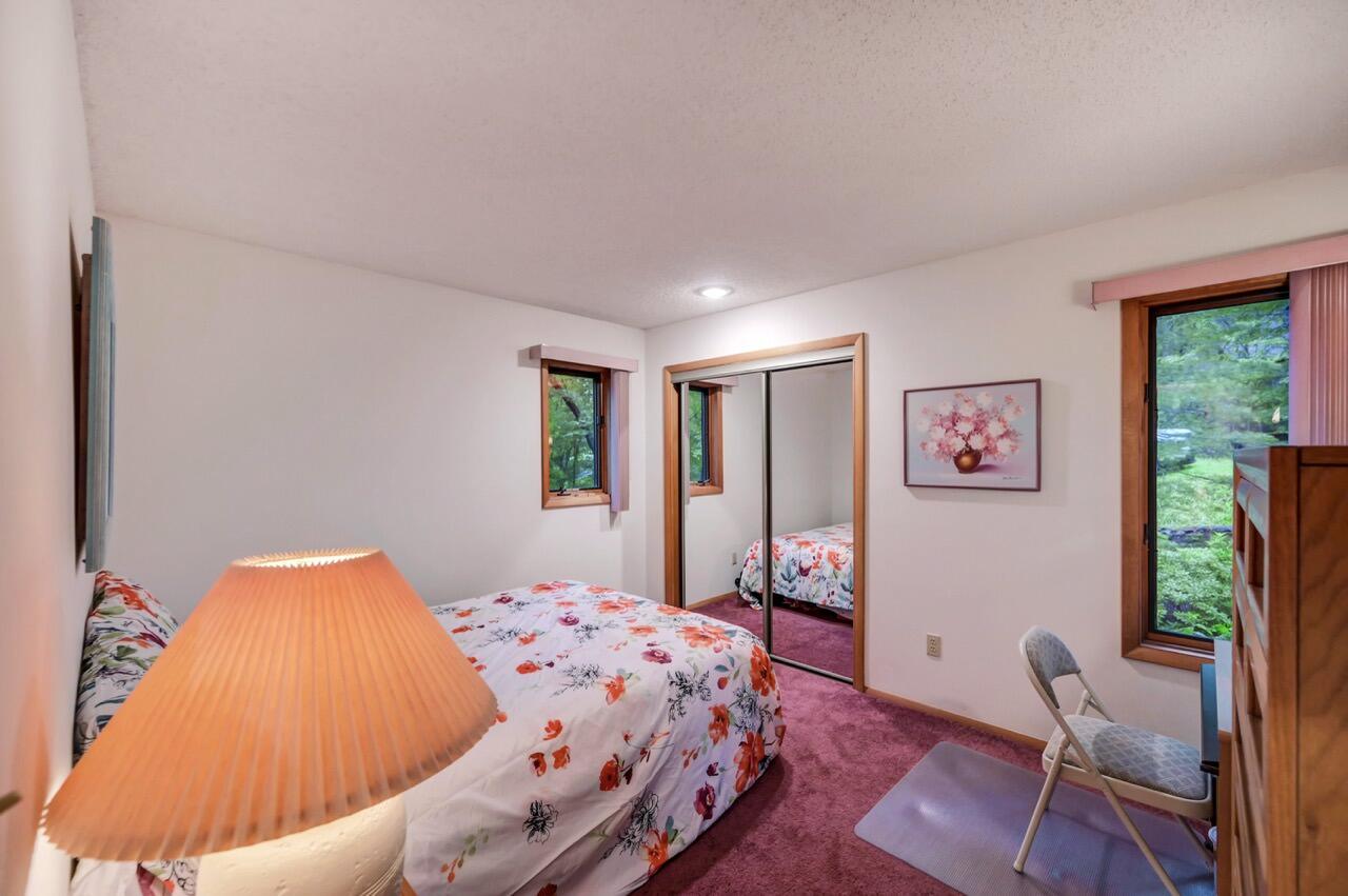 151 Manchester Drive Bushkill, PA 18324 - Photo 44 of 67 151 Manchester Dr 43 Large