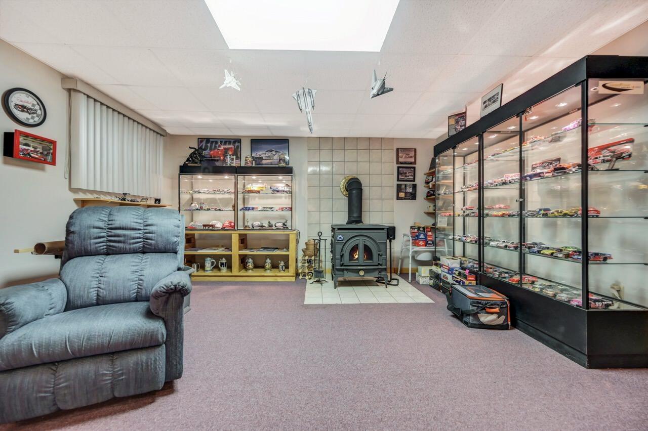 151 Manchester Drive Bushkill, PA 18324 - Photo 50 of 67 151 Manchester Dr 49 Large