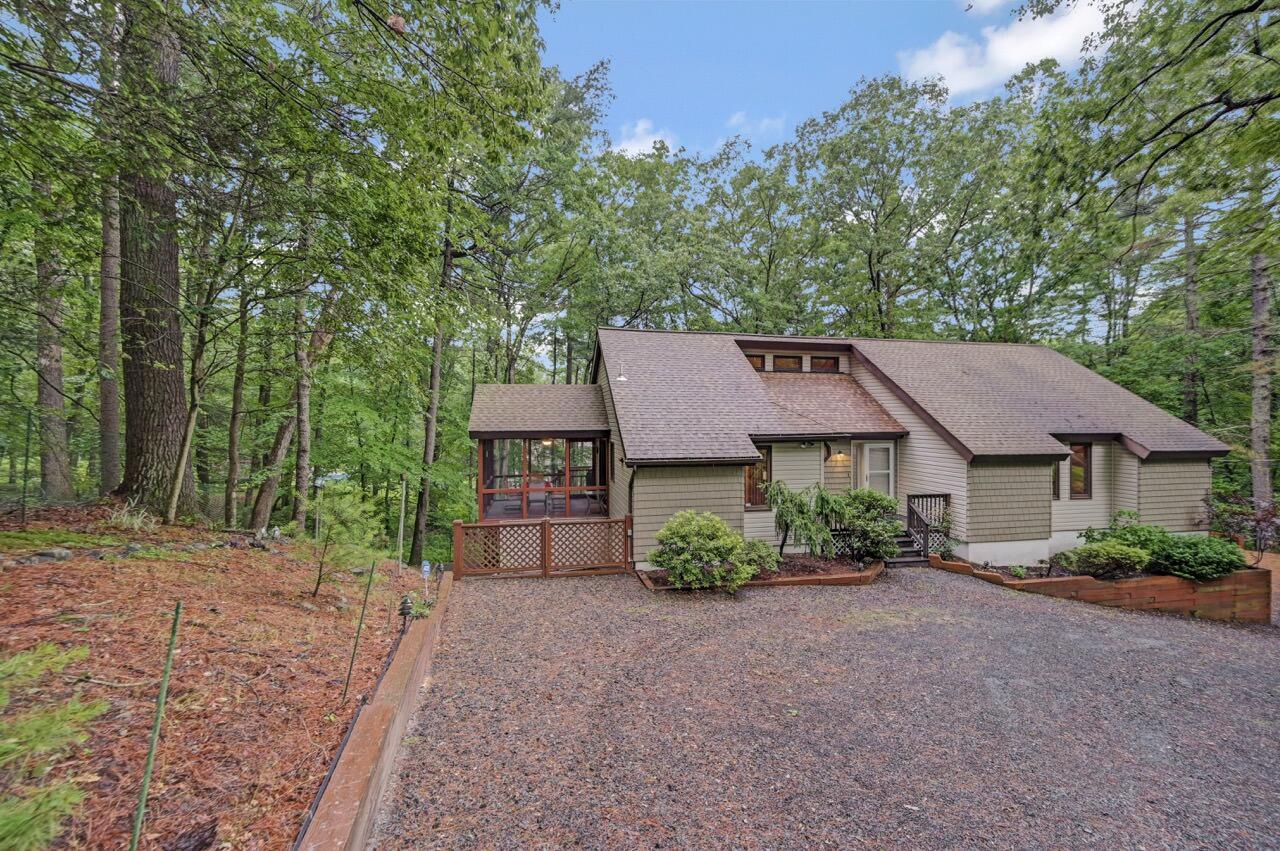 151 Manchester Drive Bushkill, PA 18324 - Photo 66 of 67 151 Manchester Dr 65 Large