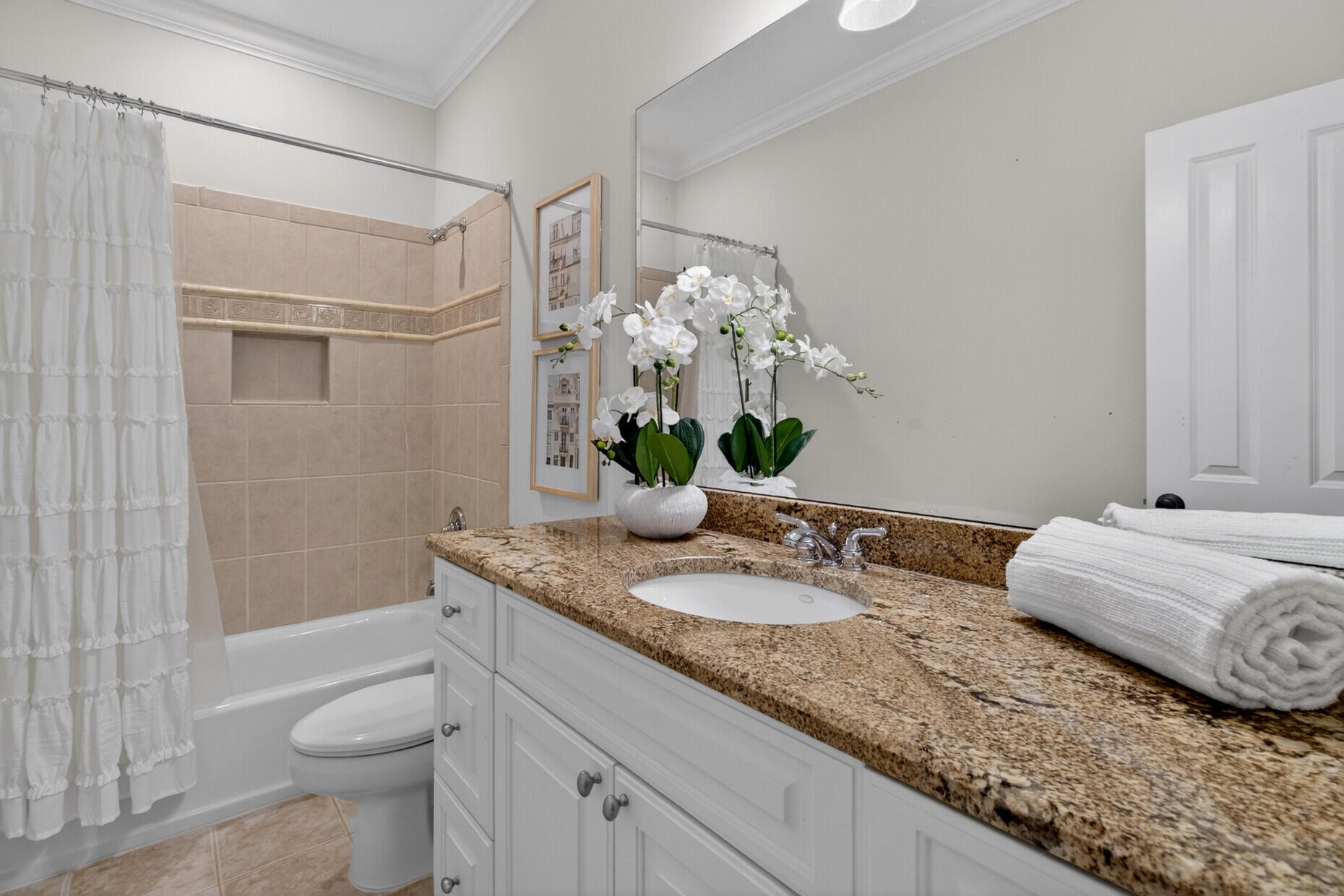 9 Watroo Point Charleston, SC 29492 - Photo 43 of 53 Bathroom # 3
