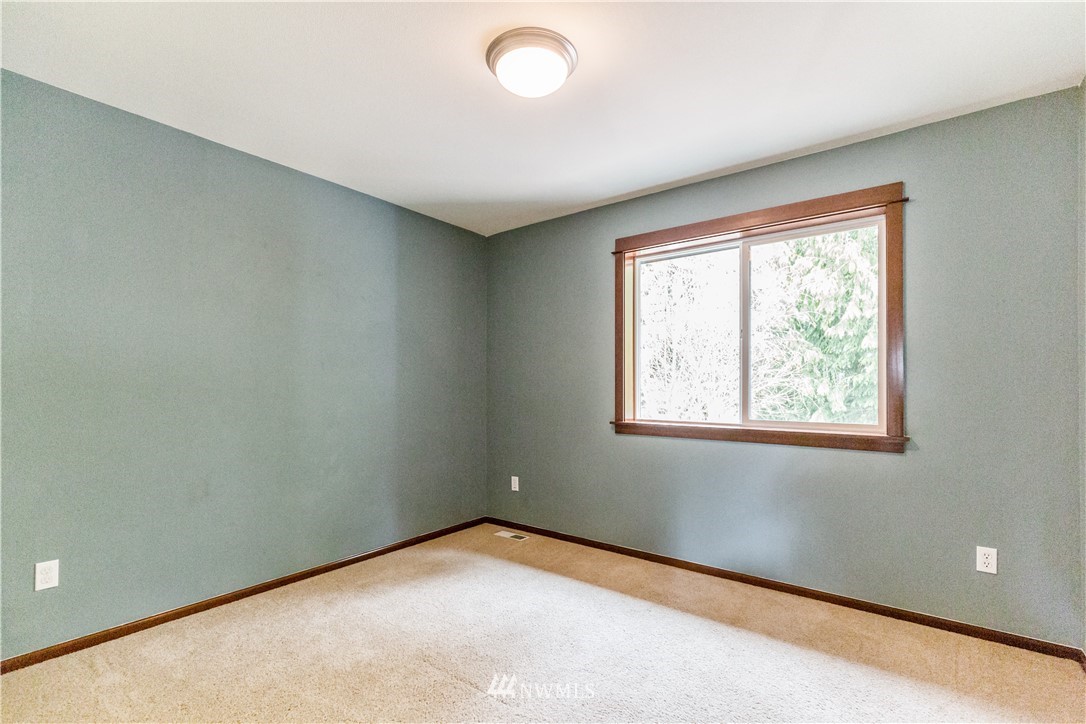 3325 170th Place Southeast Bothell, WA 98012 - Photo 22 of 27 Gallery Image 22