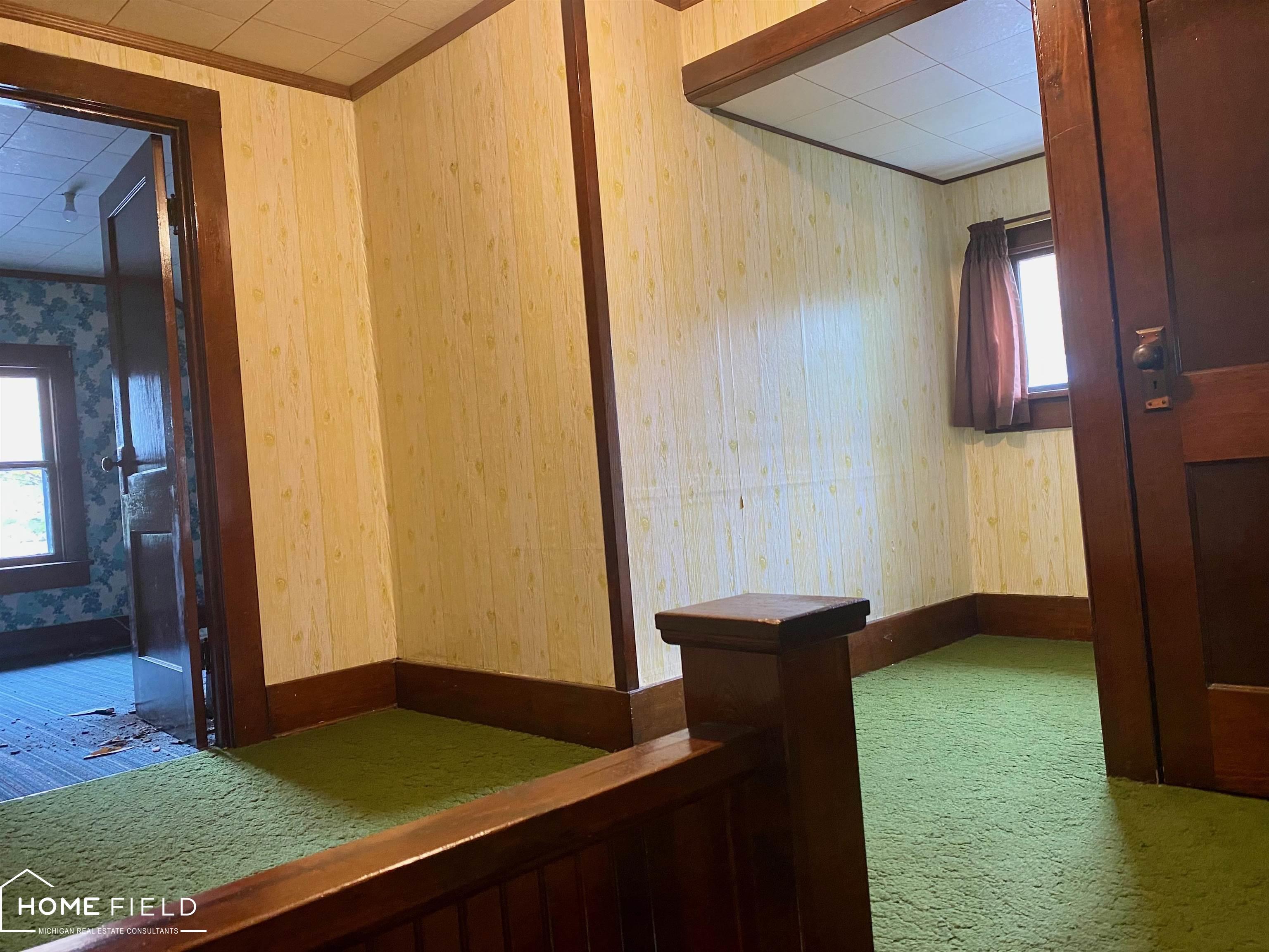 306 Genesee Street Owosso, MI 48867 - Photo 9 of 12