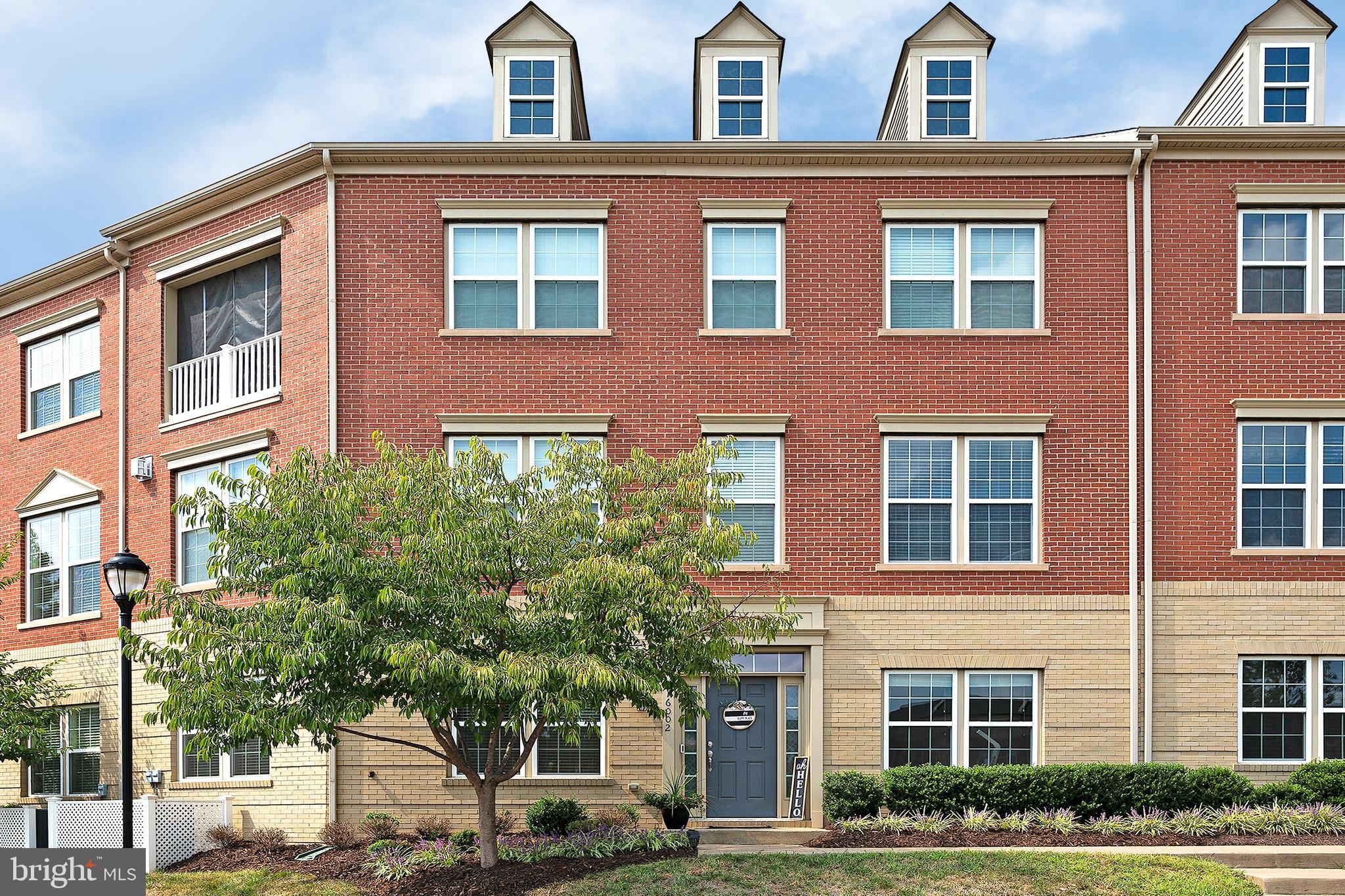 16002 Madison Ridge Place Gainesville, VA 20155 - Photo 1 of 57 Gallery Image 1