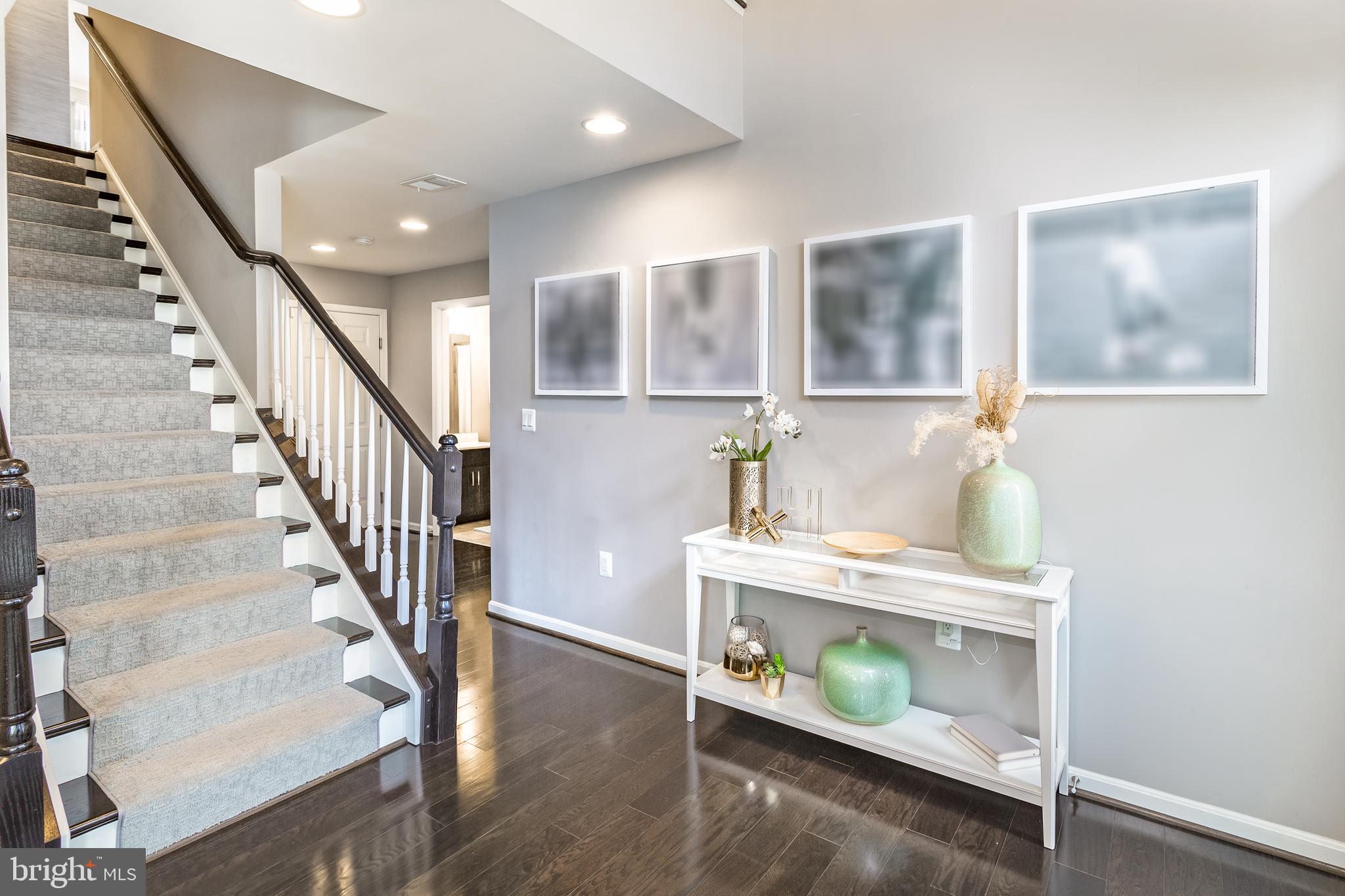 16002 Madison Ridge Place Gainesville, VA 20155 - Photo 13 of 57 Gallery Image 13