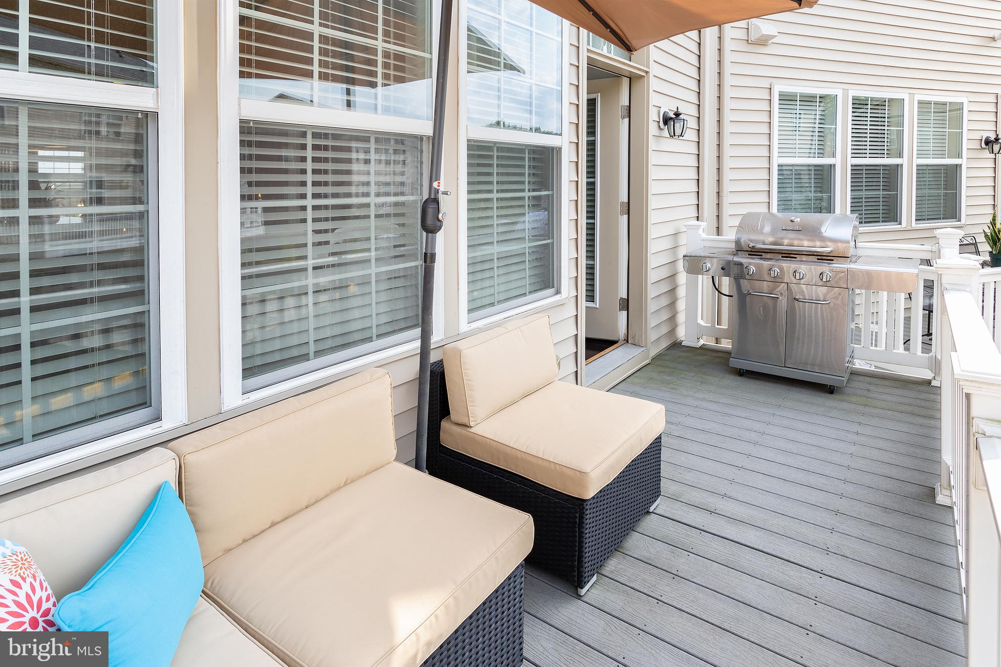 16002 Madison Ridge Place Gainesville, VA 20155 - Photo 25 of 57 Gallery Image 25