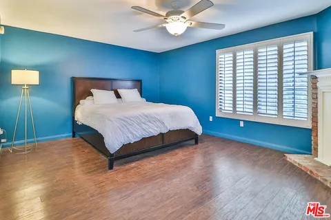 $4,500 | 18100 Burbank Boulevard, Unit 19, Tarzana, CA 91356