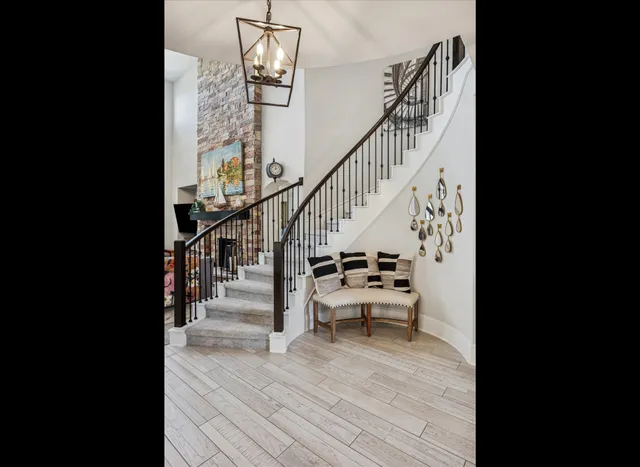 a view of entryway and hall